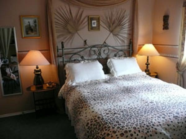 Hemingway'S By The Sea Bed and Breakfast Esquimalt Eksteriør billede